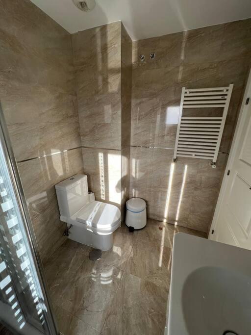 Apartamento Cerca Centro Madrid ริวาส-วาเคียมาดริด ภายนอก รูปภาพ
