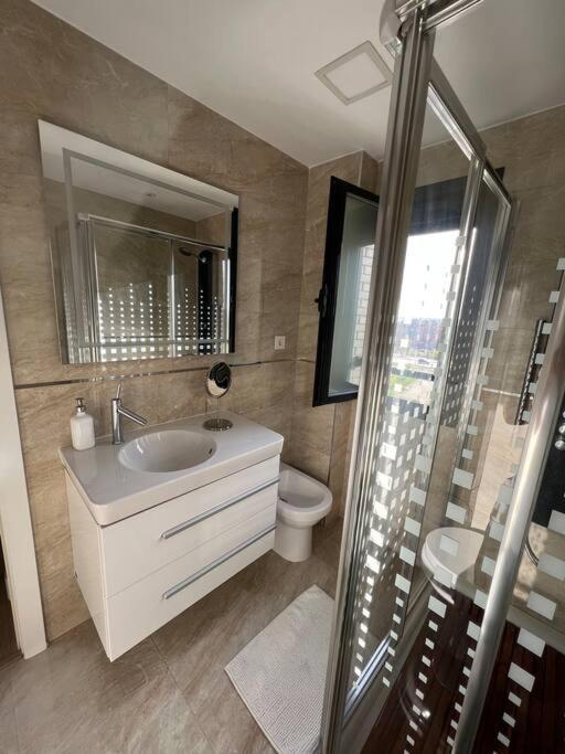 Apartamento Cerca Centro Madrid ริวาส-วาเคียมาดริด ภายนอก รูปภาพ
