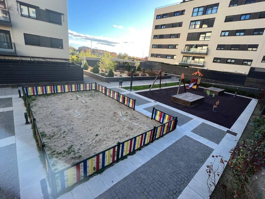 Apartamento Cerca Centro Madrid ริวาส-วาเคียมาดริด ภายนอก รูปภาพ